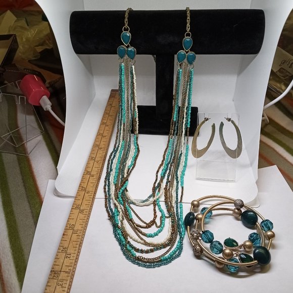 3 Piece Vintage Beaded Necklace, Hoop Earring and Beaded Spring Bracelet Set #19 - Picture 9 of 12